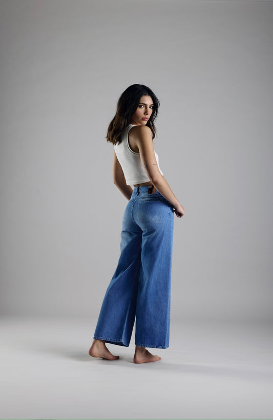 Wide leg pants